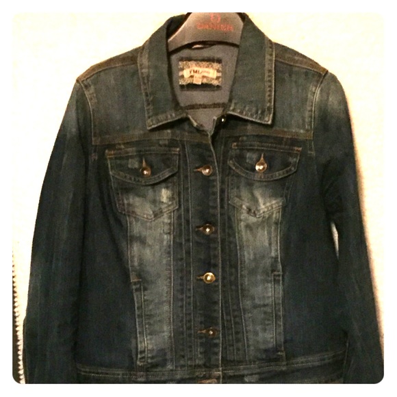 🍁3/$25 YMI distressed denim jacket - Picture 1 of 5